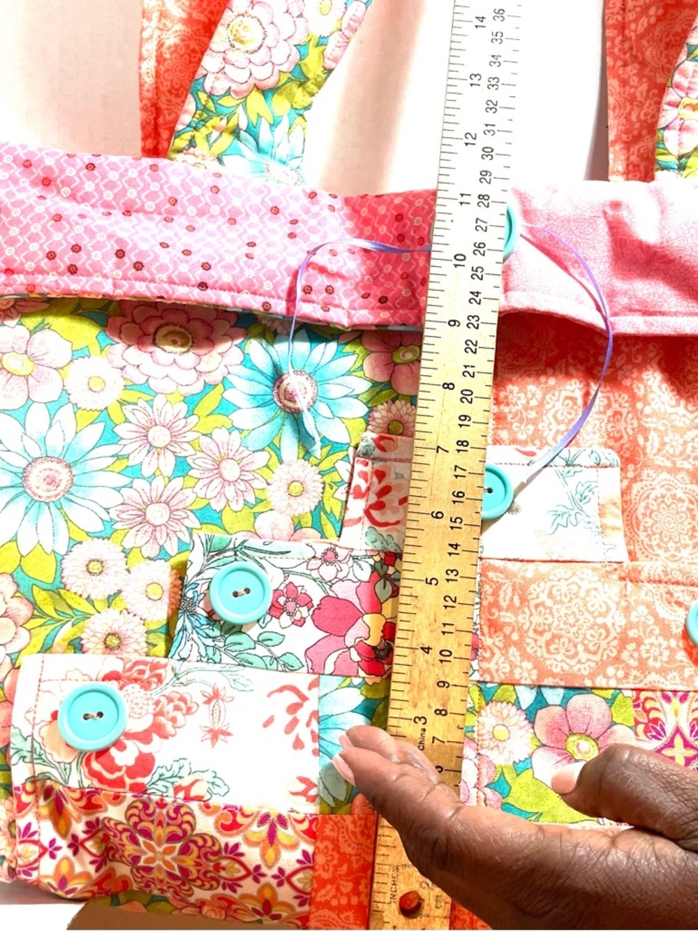 Handmade Floral Patchwork Tote Bag Set w/ Matching Wallet,Eyeglass Case, & Pouch - Picture 13 of 14